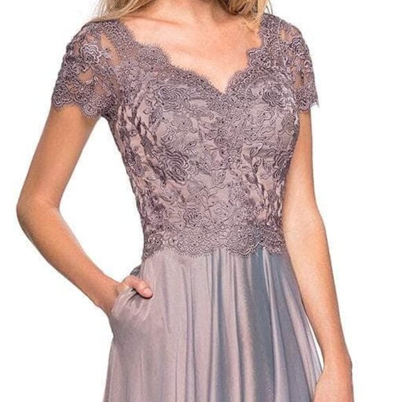 NWT La Femme 27098SC Chiffon Mother of the Bride Dress Cocoa in Size 0 - Picture 2 of 10